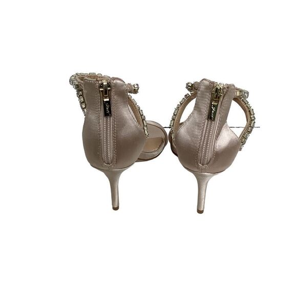 New. Womens Badgley Mischka sandal Heels. Retails $245 - Picture 6 of 7